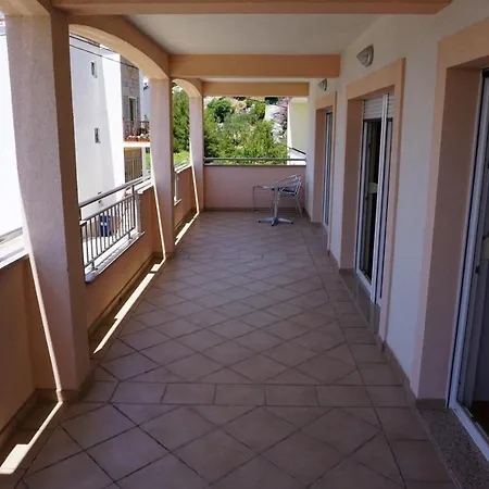 Spacious Comfort Apartman *
