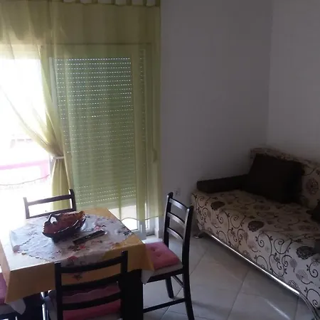Spacious Comfort Apartman Duće