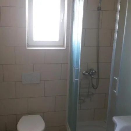 Spacious Comfort Apartman Duće
