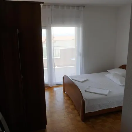 Spacious Comfort Apartamento Duće