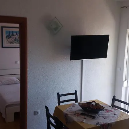 Spacious Comfort Duce